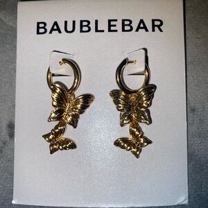 BNWT BaubleBar Spread Your Wings Double Butterfly Charm Hoop Earrings Gold Tone